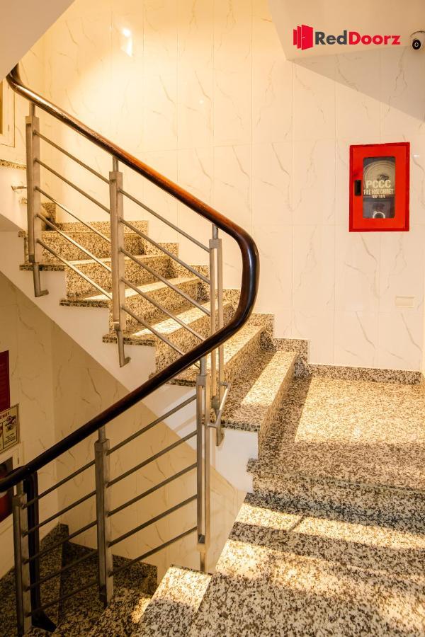 Reddoorz New Haru Hotel Phan Khiem Ich Ho Chi Minh City Exterior photo